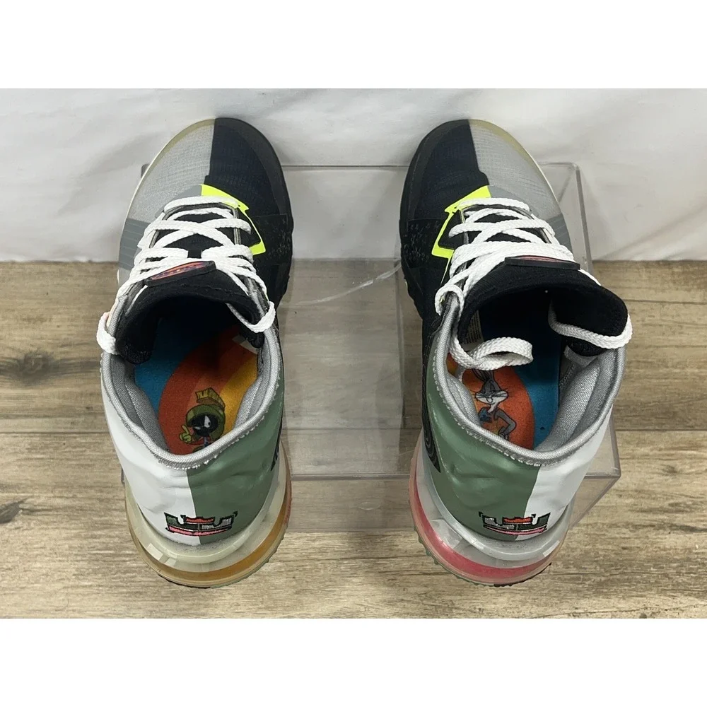 Lebron XVIII Low Smoke Gray/Sunset Pulse Size 8 Shoes